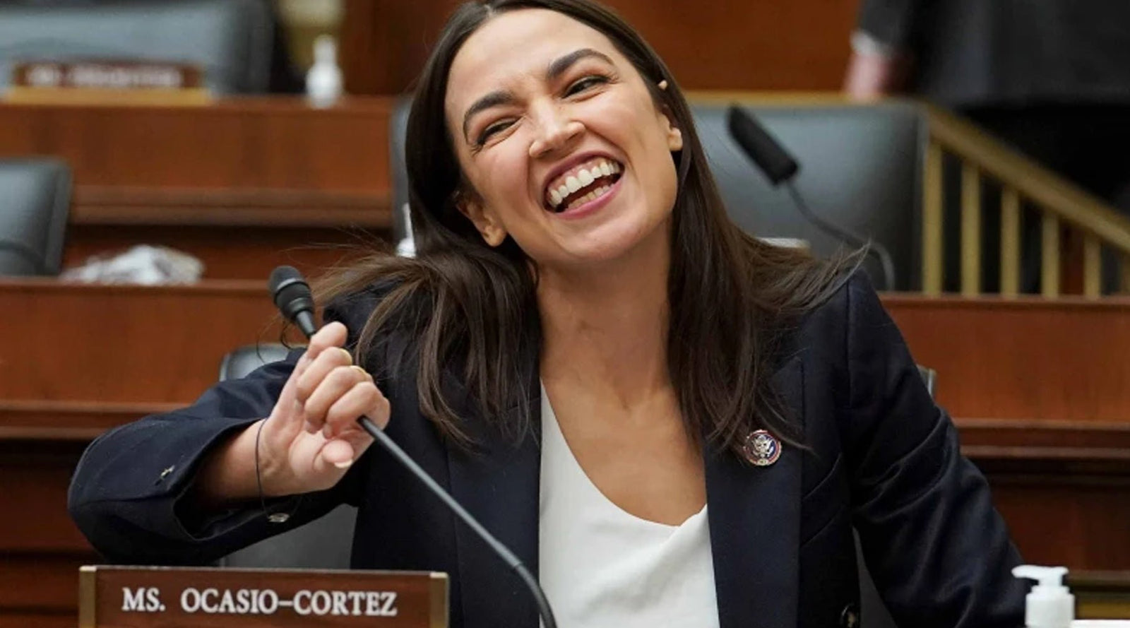 AOC Warns Gas Stoves Cause Brain Damage--Still Uses One - Libertarian Country